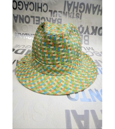 дамска шапка