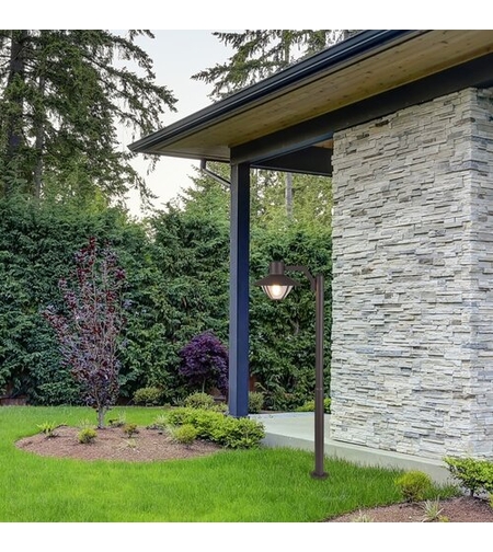 Модерна външна стояща лампа Almada E27 – стил и функционалност за вашата градина с IP44 защита