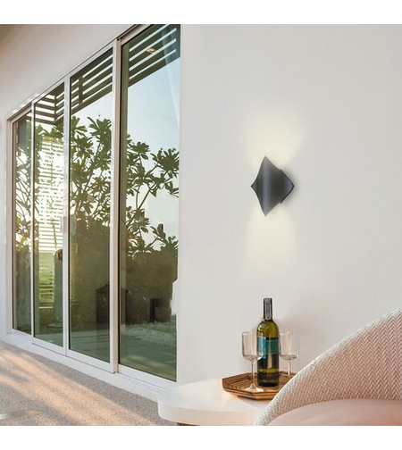 Модерен външен LED аплик Navia 11W – стилно и мощно фасадно осветление с IP65 защита