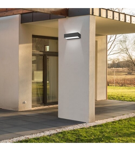 Външен LED аплик Halden 9W – стилно и компактно фасадно осветление