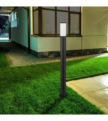Модерен външен стълб Black Torch E27 – изчистено и стилно градинско осветление с IP44 защита