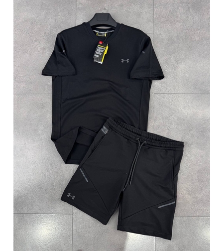 Мъжки Екип Under Black 2026