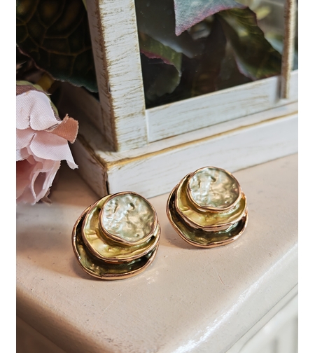 Дамски обици