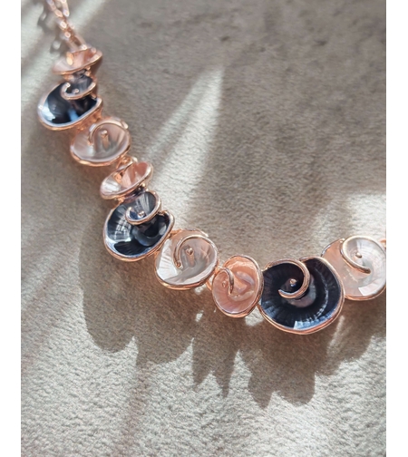 Дамско колие