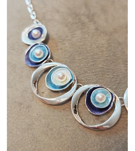 Дамско колие