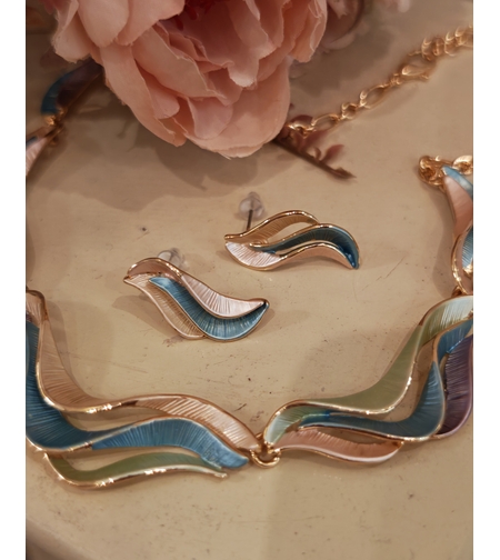 Дамски комплекти