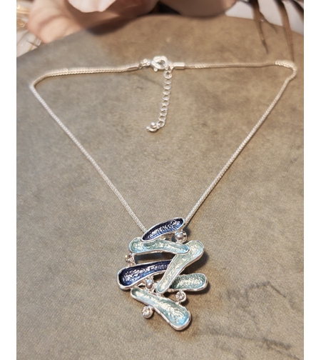 Колие с медальон