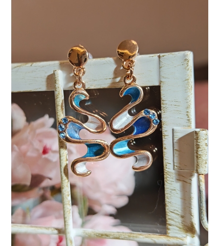 Дамски обици