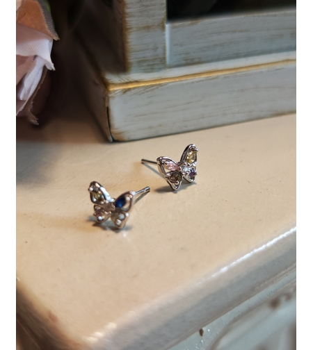 Дамски обици