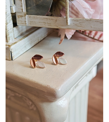 Дамски обици