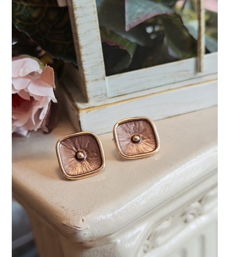 Дамски обици