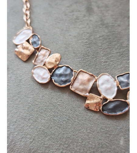 Дамска колиета