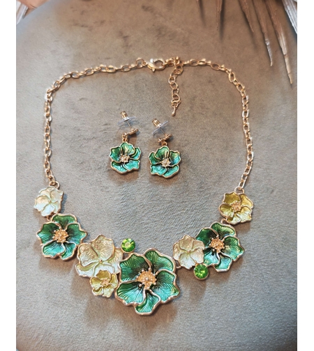 Дамски комплект