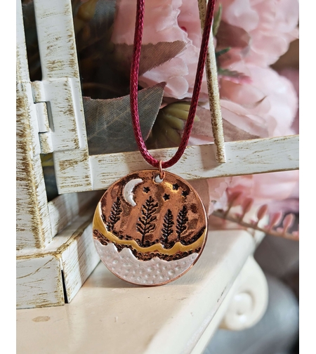 Дамско колие