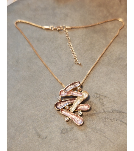 Колие с медальон