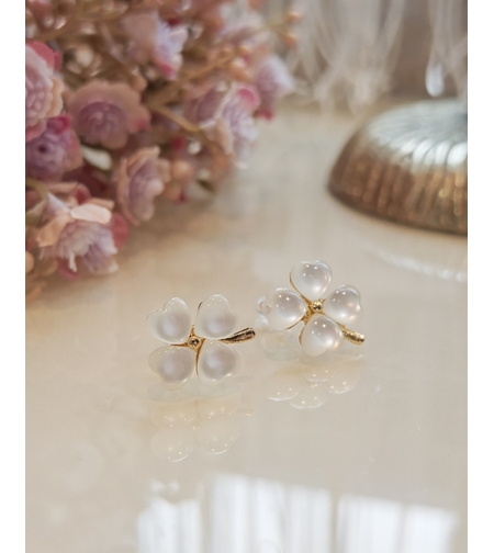 Дамска обеци