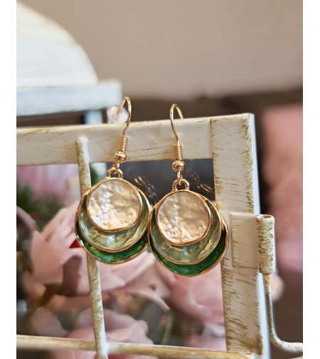 Дамски обици