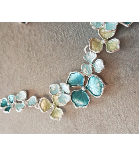 Дамско колие