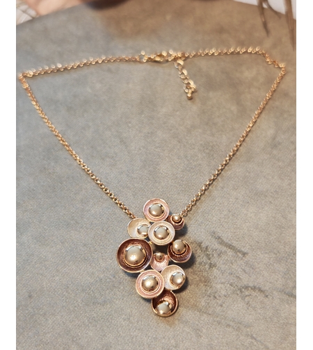 Колие с медальон