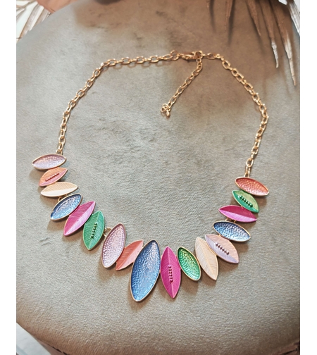 Дамска колиета