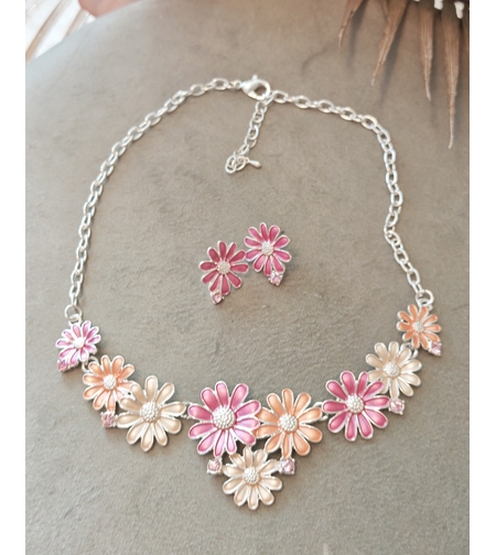 Дамска колиета