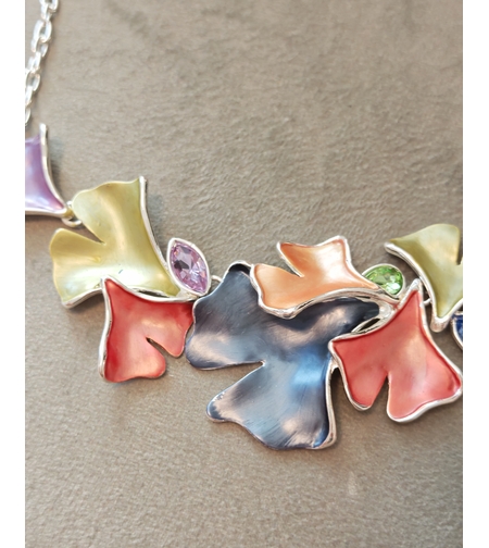 Дамско колие