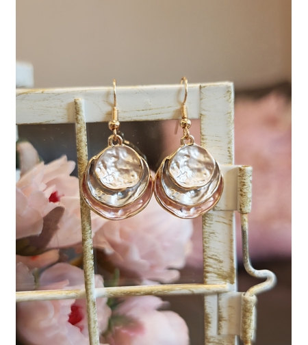 Дамски обици