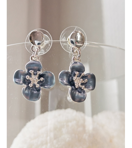 Дамски обици