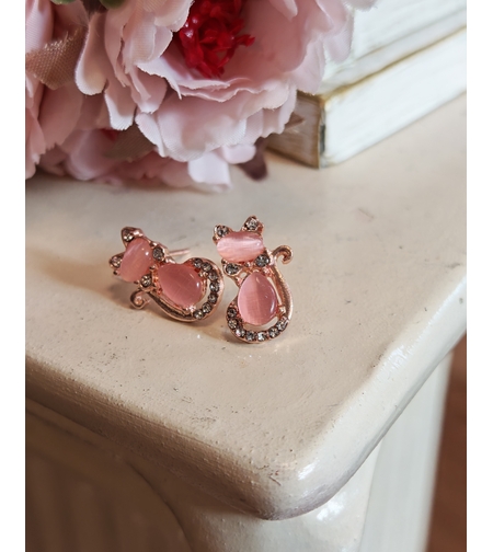 Дамски обици