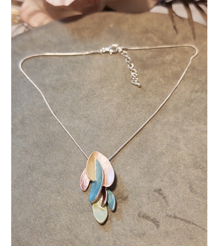 Колие с медальон