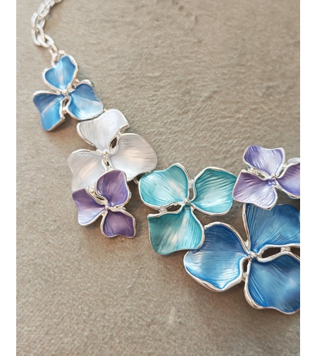 Дамско колие