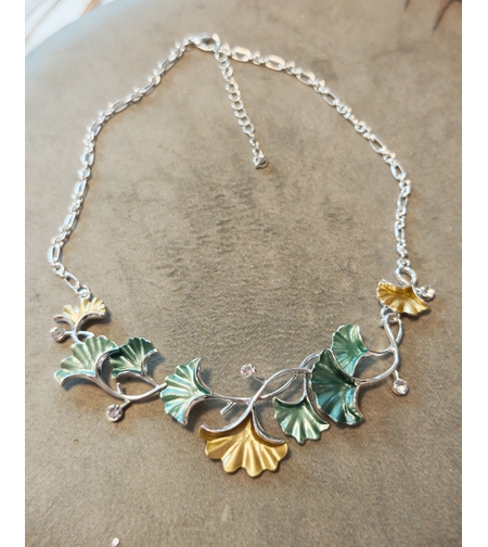 Дамско колие