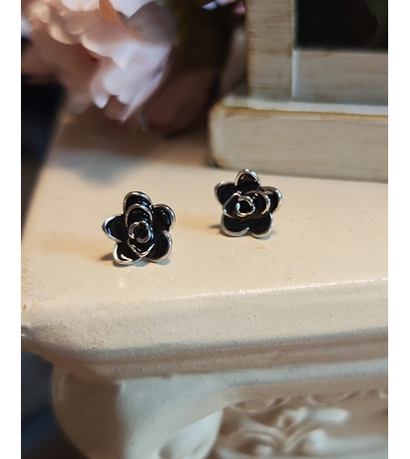 Дамски обици