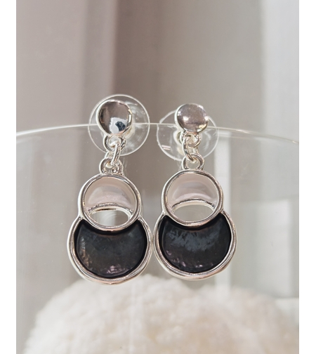 Дамски обици