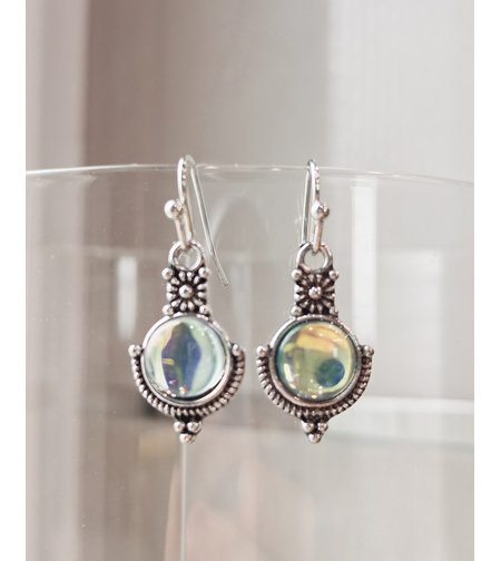 Дамски обици