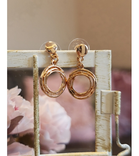 Дамски обици