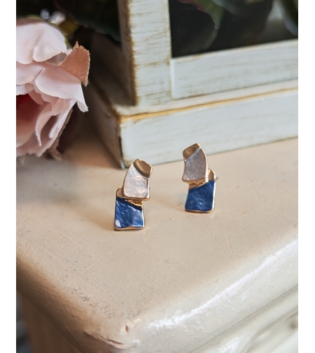 Дамски обици