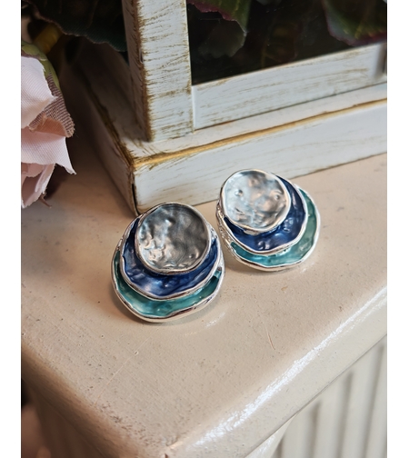 Дамски обици