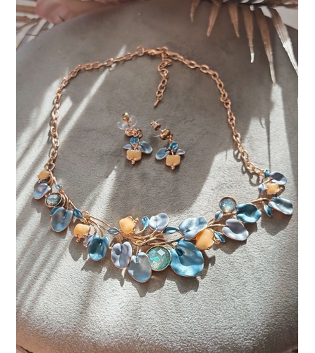 Дамски комплекти