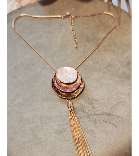 Колие с медальон