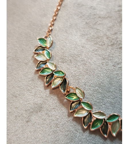 Дамска колиета