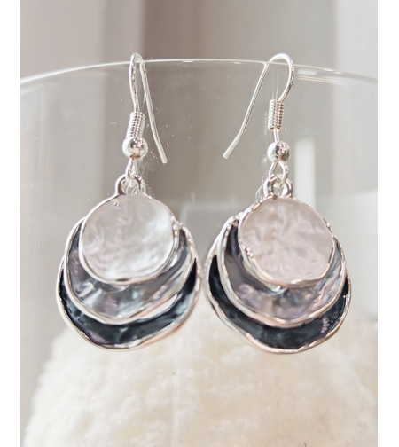 Дамски обици