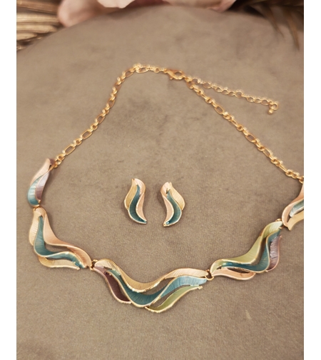 Дамски комплекти