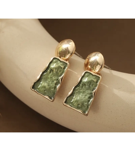 Дамски обици