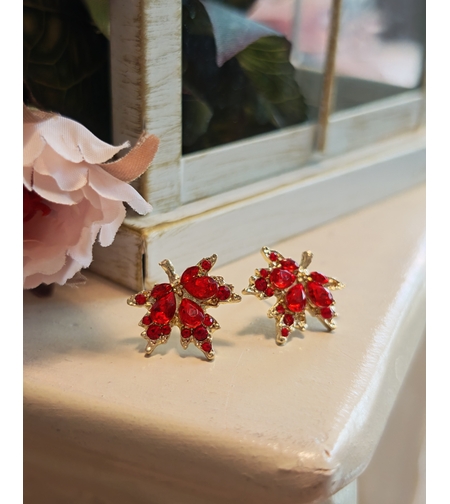 Дамски обици