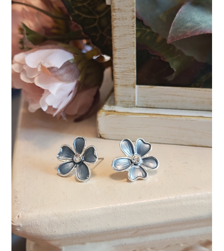 Дамски обици