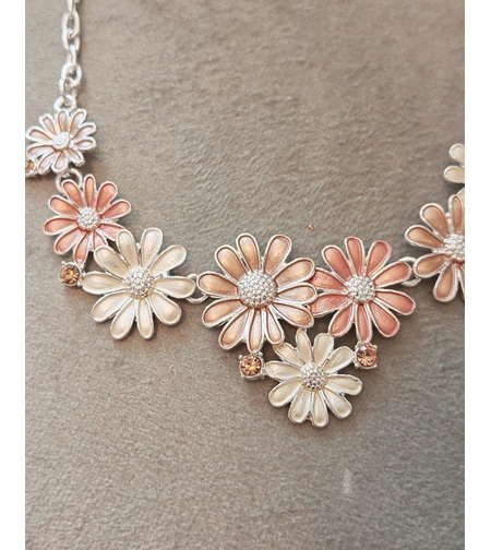 Дамско колие