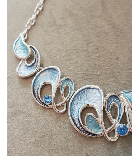 Дамско колие