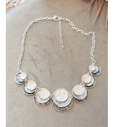 Дамско колие