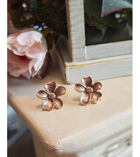 Дамски обици